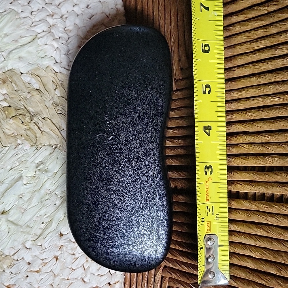 Ray-Ban hard sunglass/eyeglass case, black with lens wipe